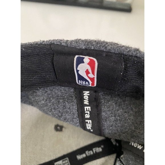 Los Angeles Lakers Hat Cap Gray and Yellow Flannel with Logo Adjustable OS EUC - Picture 12 of 16